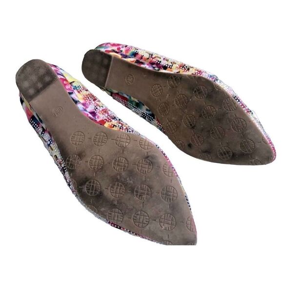 IT’S OK Gorgeous Lattice Floral and Rhinestone Pointy Toe Ballet Flats - Picture 10 of 10